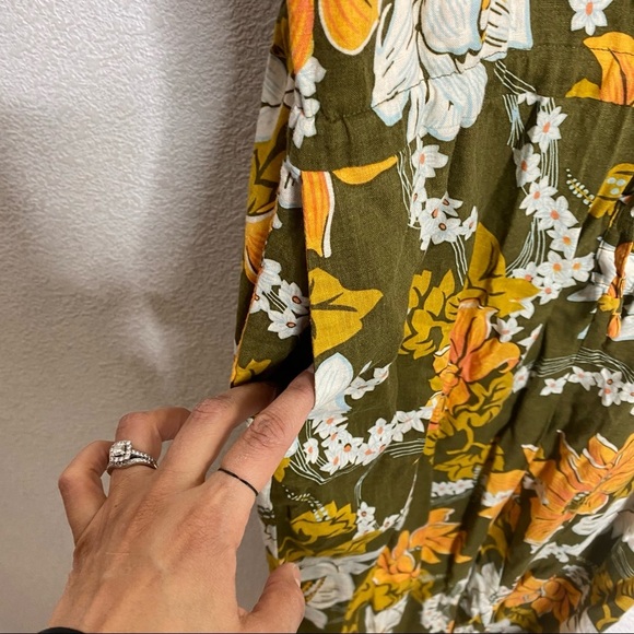 Faherty- Leila Olive Tropical Linen Jumpsuit- Size M - Picture 4 of 9